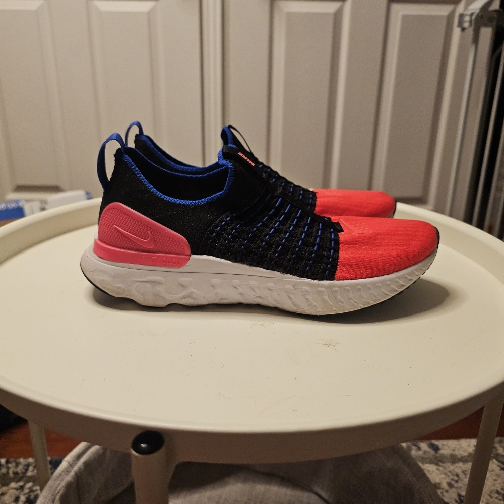 Nike React Flyknit Sneakers - Picture 2 of 13